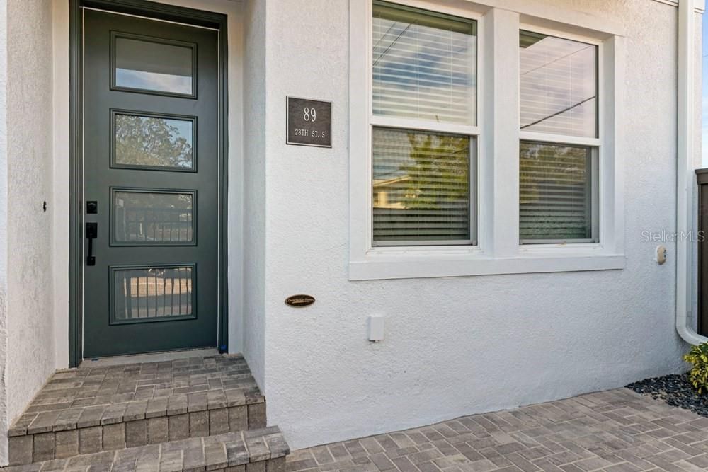 For Rent: $4,500 (3 beds, 3 baths, 1950 Square Feet)