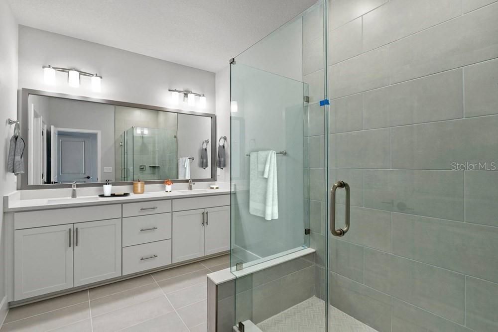 For Rent: $4,500 (3 beds, 3 baths, 1950 Square Feet)