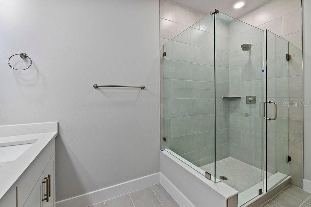 For Rent: $4,500 (3 beds, 3 baths, 1950 Square Feet)