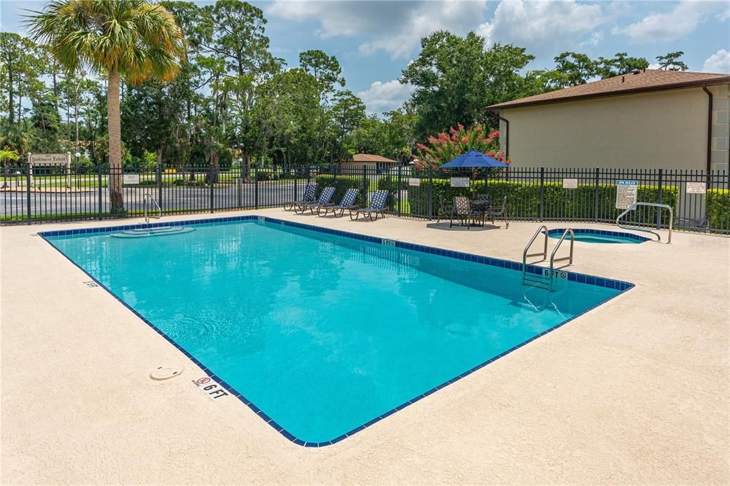 For Sale: $137,500 (2 beds, 1 baths, 864 Square Feet)