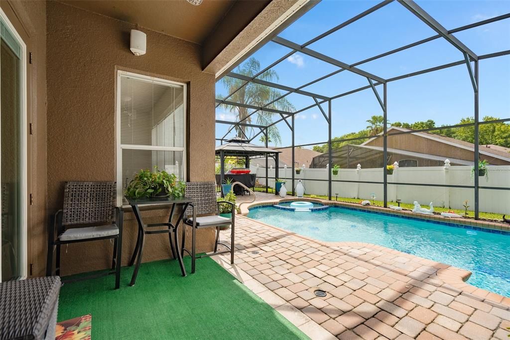 Active With Contract: $549,900 (4 beds, 3 baths, 2162 Square Feet)