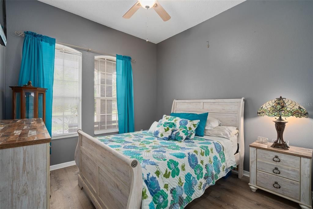 Active With Contract: $549,900 (4 beds, 3 baths, 2162 Square Feet)