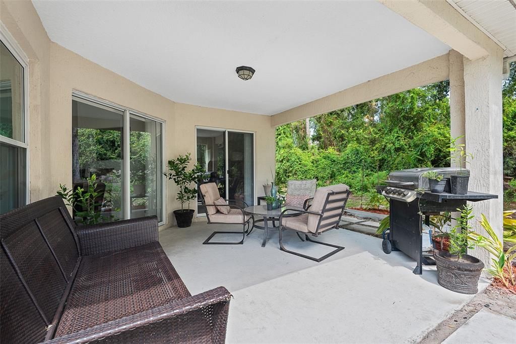 En Venta: $349,900 (4 camas, 2 baños, 2114 Pies cuadrados)