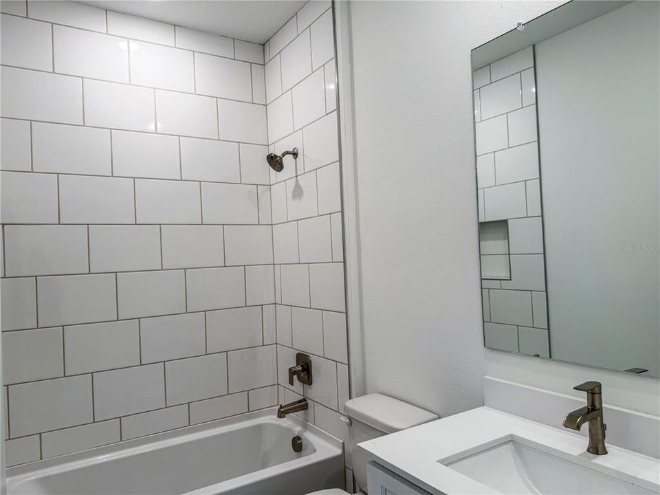 For Rent: $2,500 (3 beds, 2 baths, 1742 Square Feet)