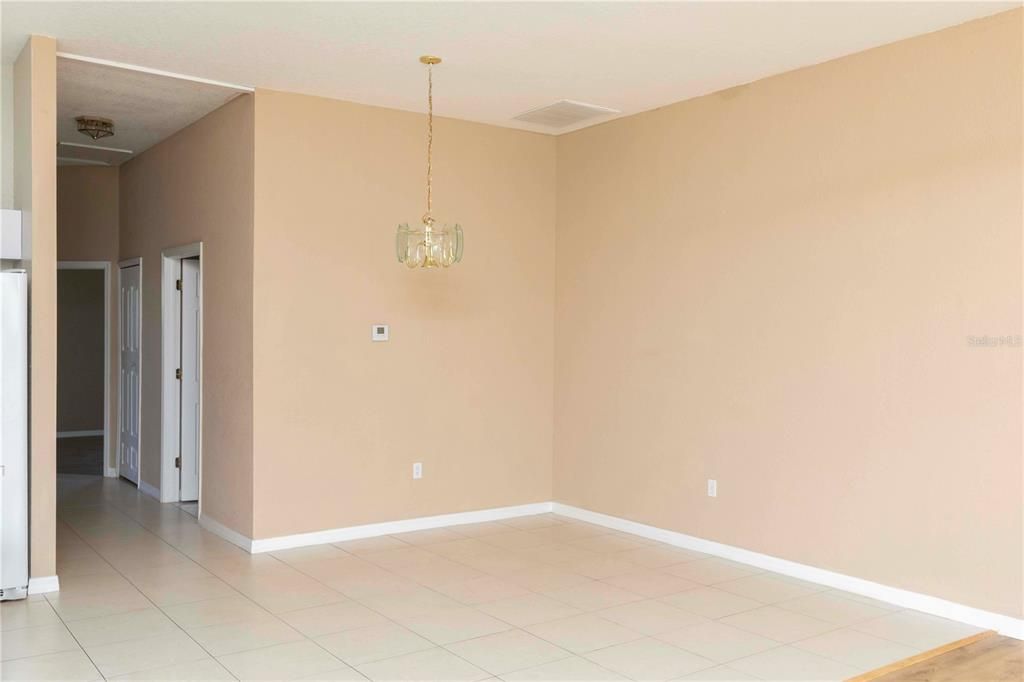В аренду: $1,750 (2 спален, 2 ванн, 1400 Квадратных фут)