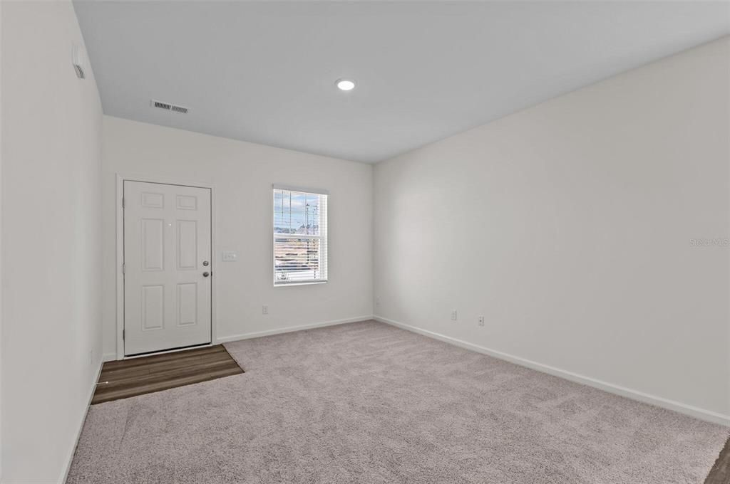 For Sale: $297,240 (3 beds, 2 baths, 1212 Square Feet)