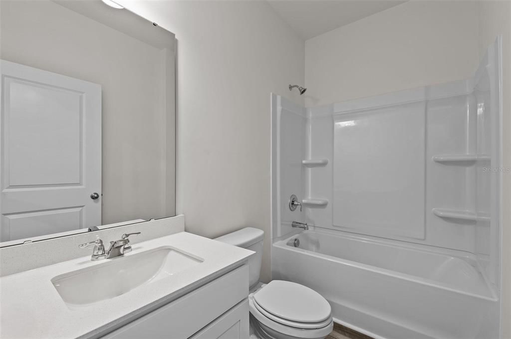 For Sale: $297,240 (3 beds, 2 baths, 1212 Square Feet)