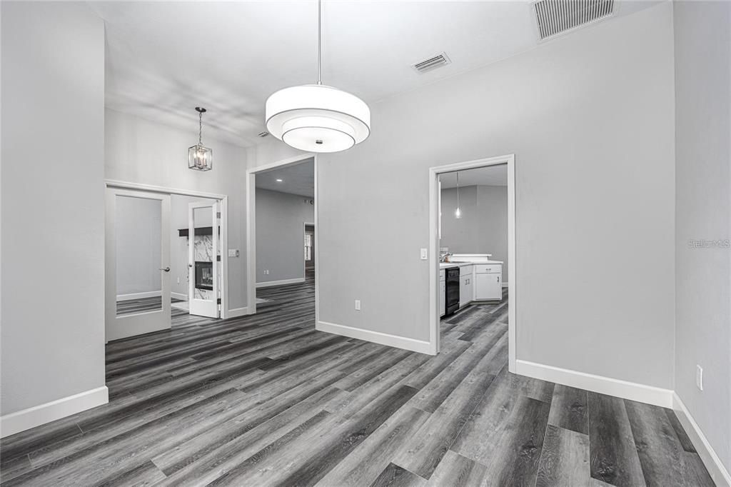For Rent: $2,900 (3 beds, 2 baths, 2190 Square Feet)