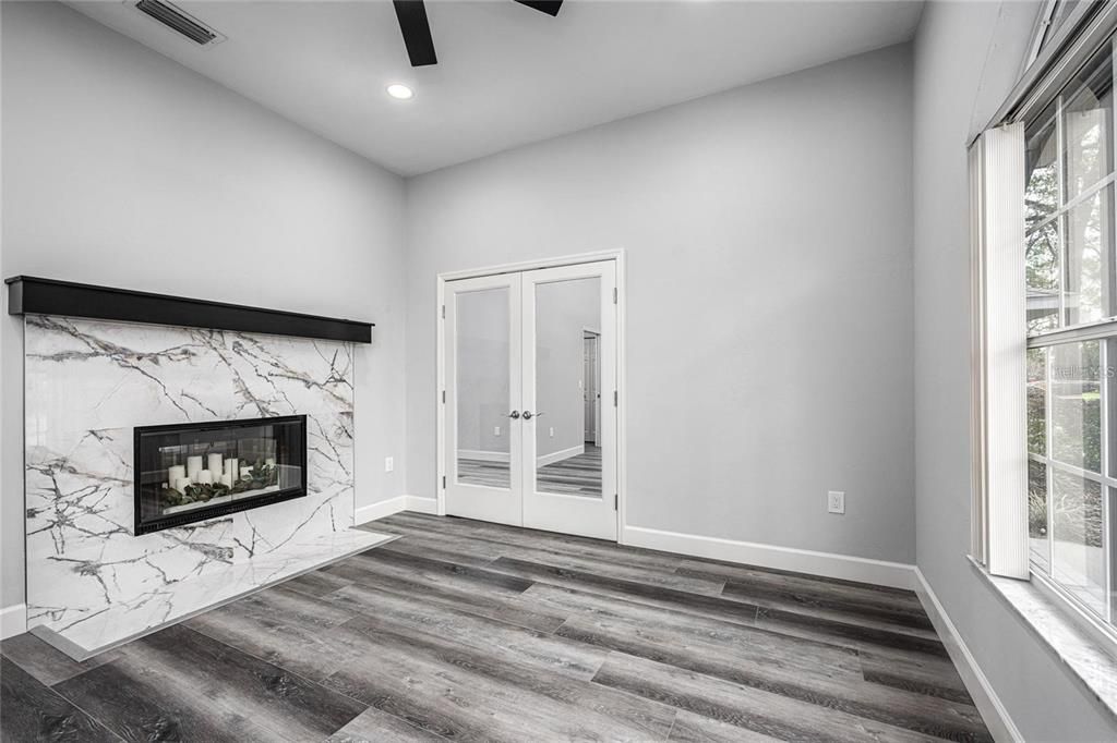 For Rent: $2,900 (3 beds, 2 baths, 2190 Square Feet)