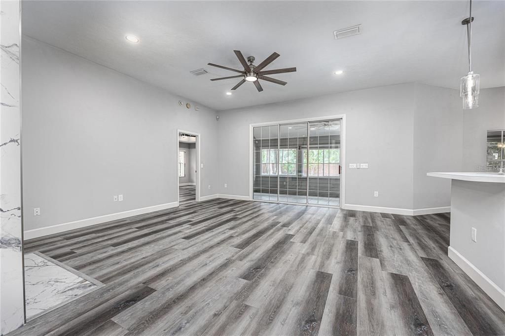 For Rent: $2,900 (3 beds, 2 baths, 2190 Square Feet)