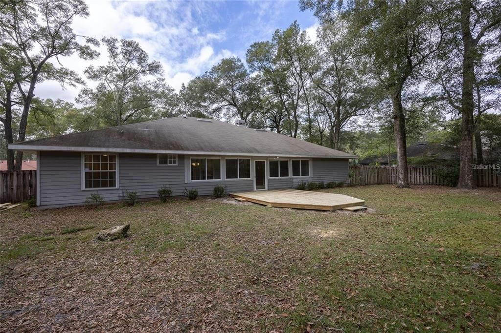 For Rent: $2,900 (3 beds, 2 baths, 2190 Square Feet)