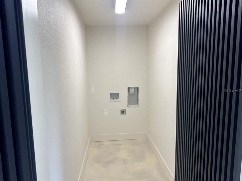 En Venta: $825,000 (3 camas, 3 baños, 1815 Pies cuadrados)