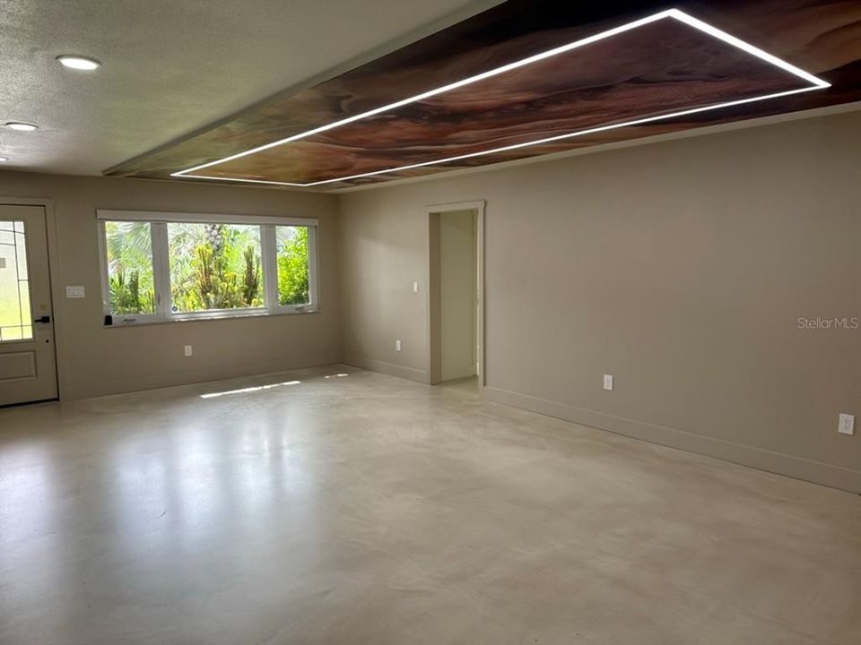 En Venta: $825,000 (3 camas, 3 baños, 1815 Pies cuadrados)