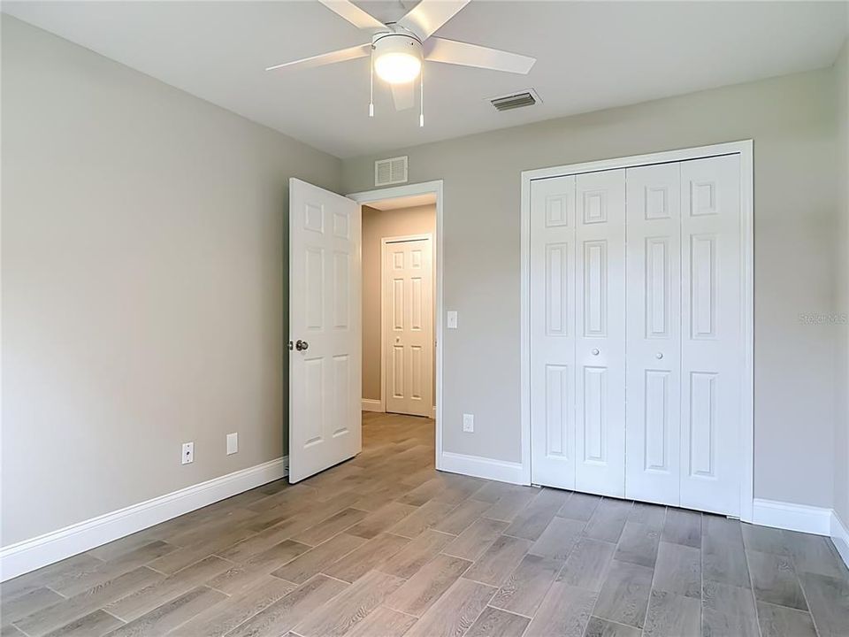 Activo con contrato: $279,900 (3 camas, 2 baños, 1107 Pies cuadrados)