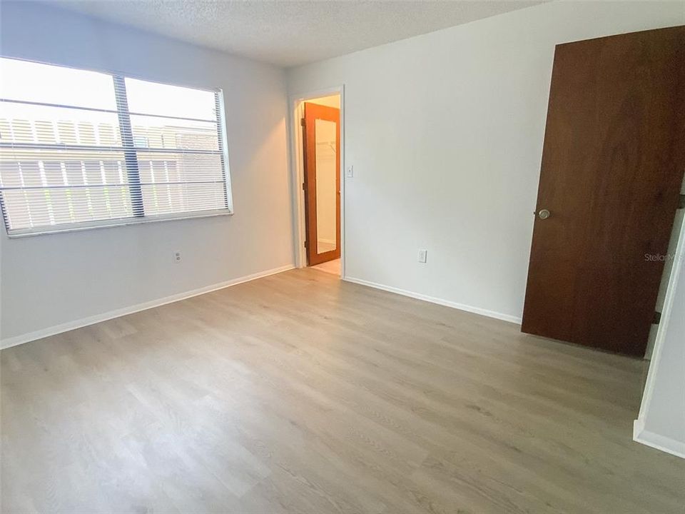 Active With Contract: $1,650 (2 beds, 2 baths, 1128 Square Feet)