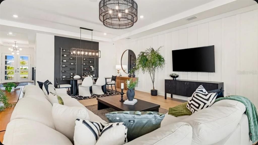 For Sale: $1,055,858 (3 beds, 3 baths, 2833 Square Feet)