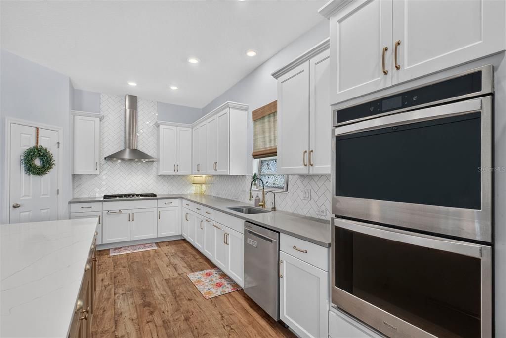 For Sale: $960,000 (4 beds, 4 baths, 3606 Square Feet)