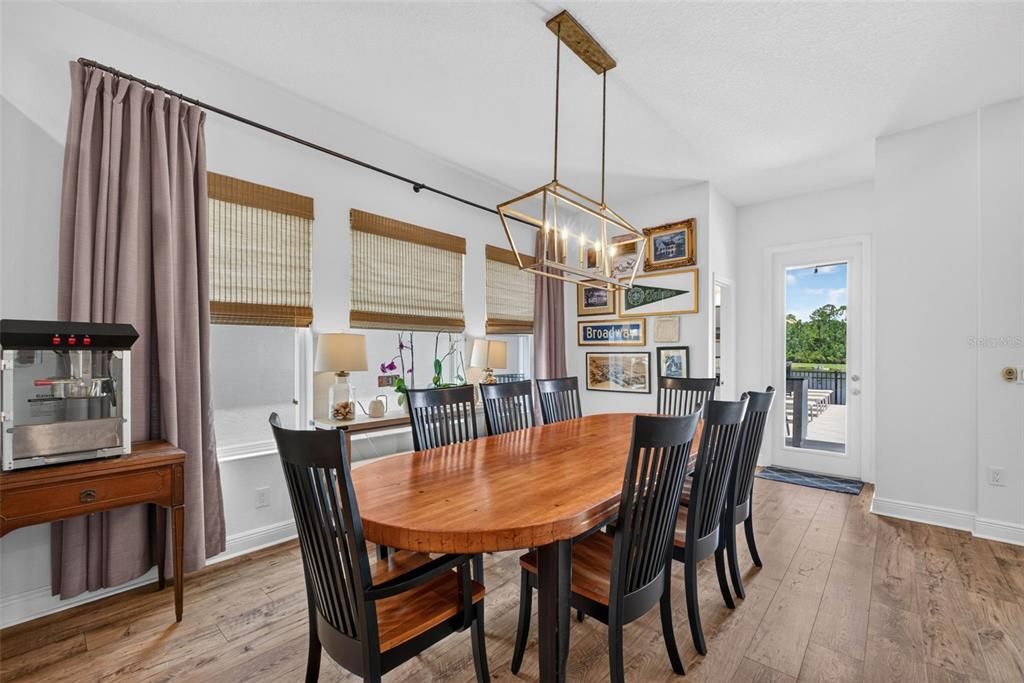 For Sale: $960,000 (4 beds, 4 baths, 3606 Square Feet)