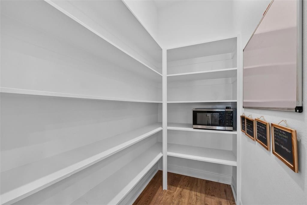 For Sale: $960,000 (4 beds, 4 baths, 3606 Square Feet)