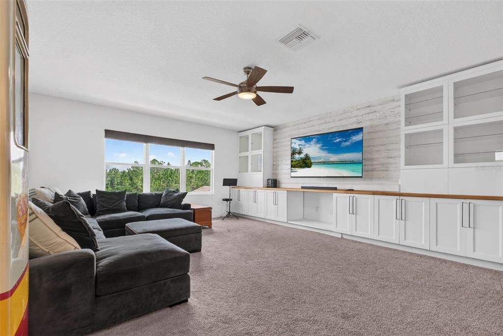 For Sale: $960,000 (4 beds, 4 baths, 3606 Square Feet)