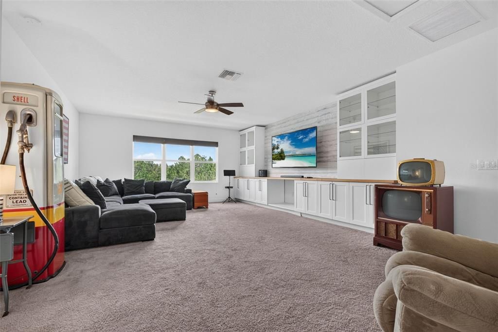 For Sale: $960,000 (4 beds, 4 baths, 3606 Square Feet)