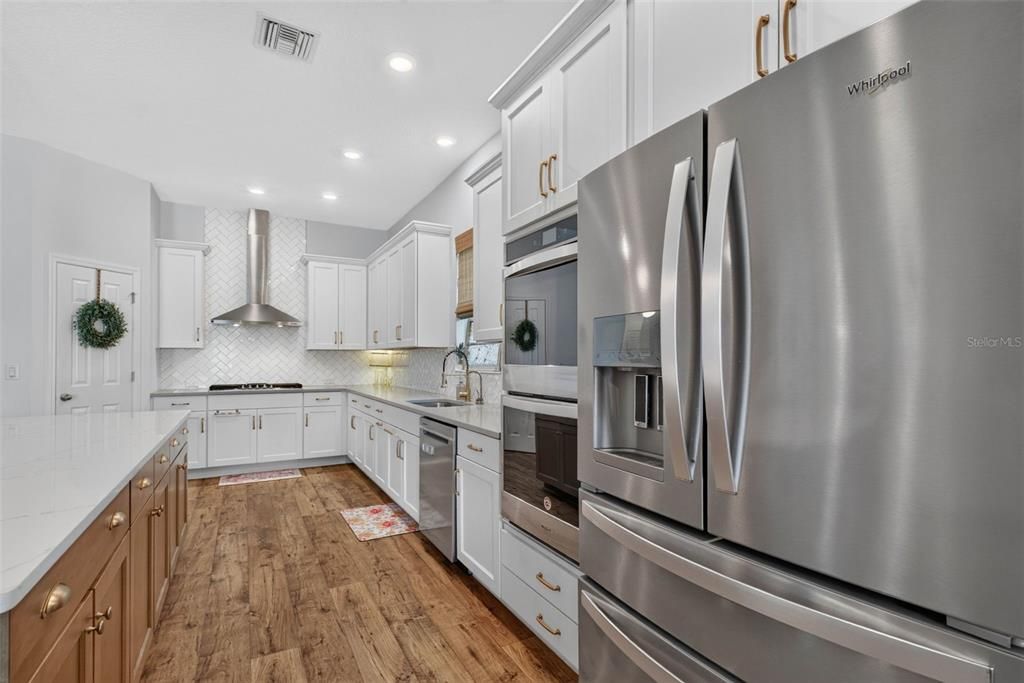 For Sale: $960,000 (4 beds, 4 baths, 3606 Square Feet)