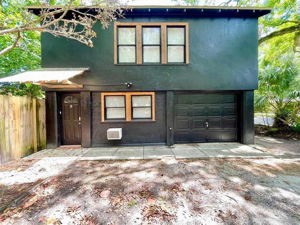 For Rent: $900 (0 beds, 1 baths, 360 Square Feet)