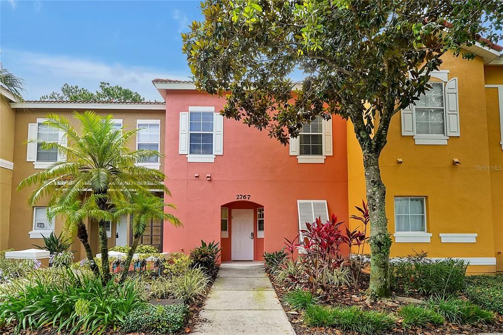 For Rent: $2,300 (3 beds, 2 baths, 1291 Square Feet)