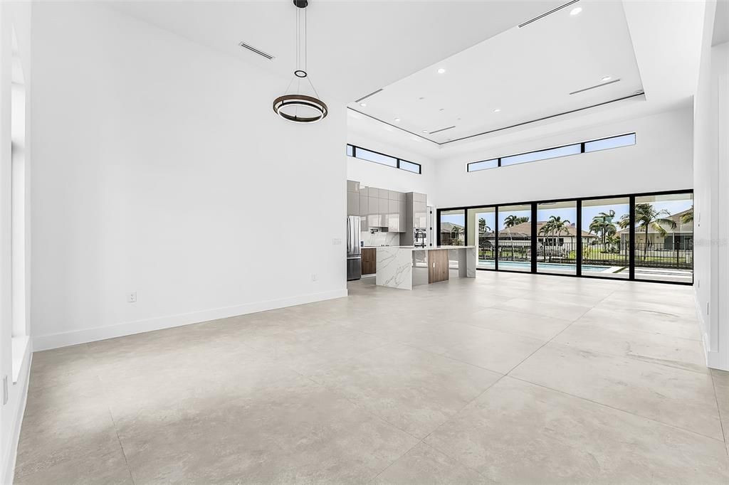 For Sale: $999,900 (4 beds, 3 baths, 2100 Square Feet)
