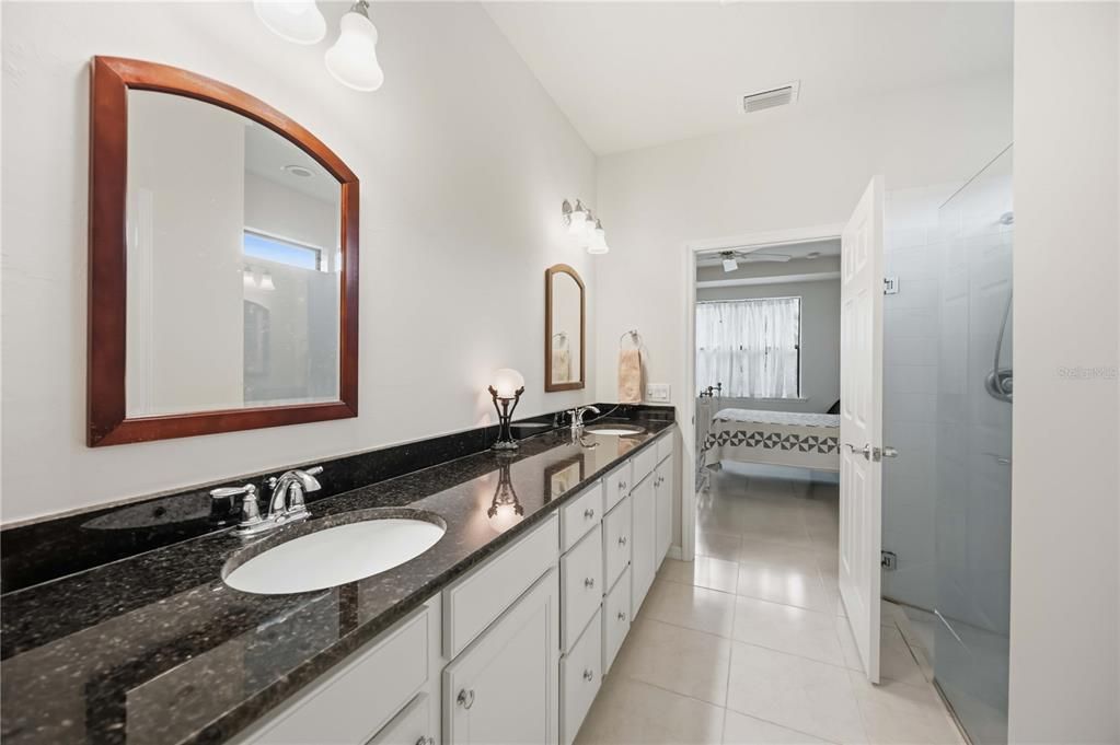 For Sale: $539,000 (2 beds, 2 baths, 1675 Square Feet)