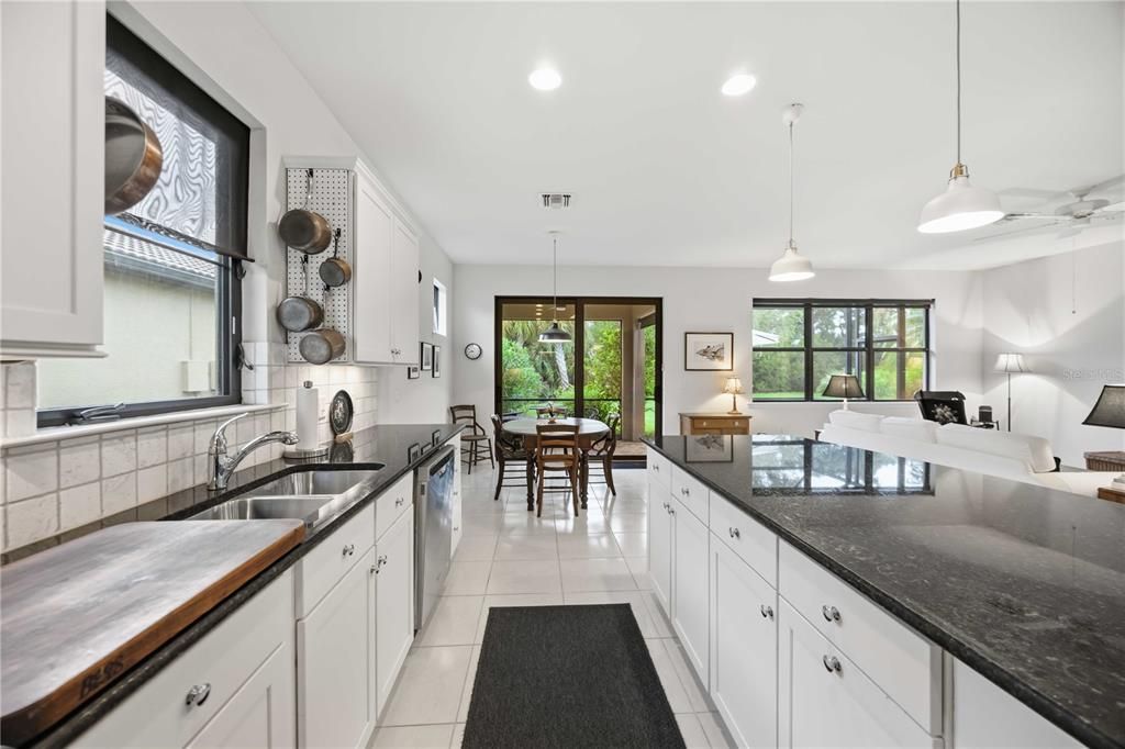 For Sale: $539,000 (2 beds, 2 baths, 1675 Square Feet)