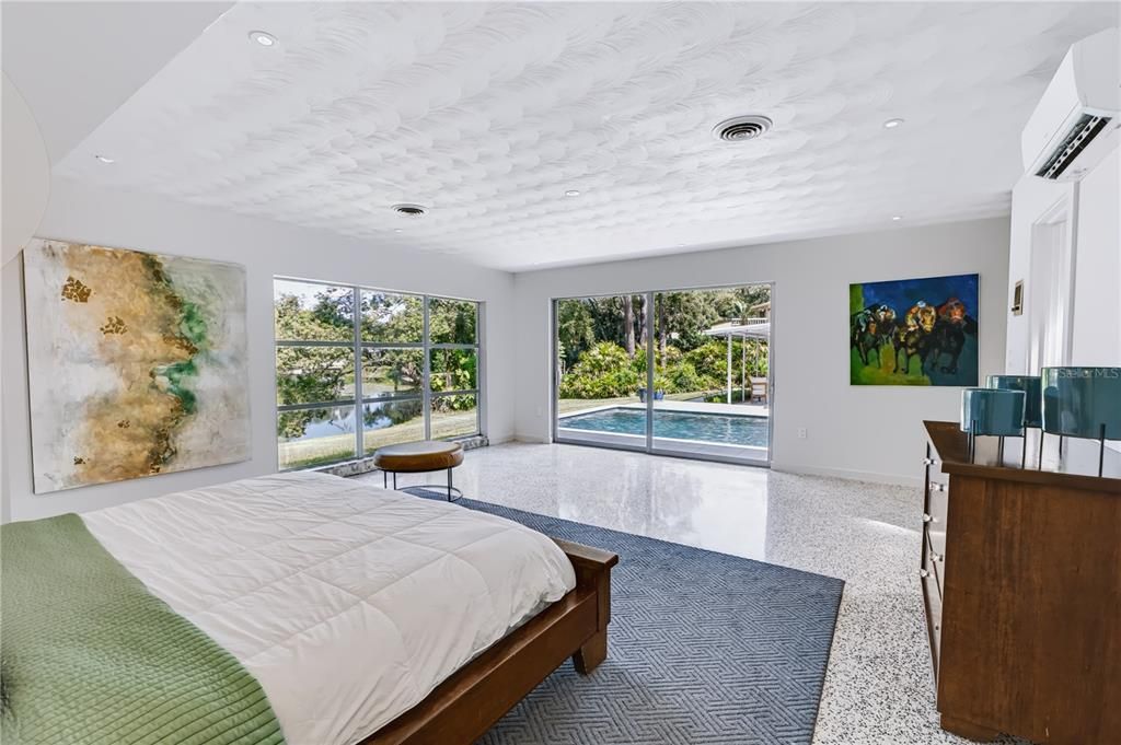 Activo con contrato: $749,000 (3 camas, 3 baños, 3554 Pies cuadrados)