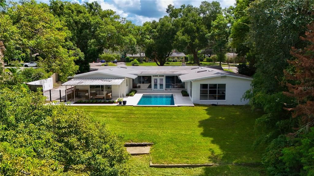 Activo con contrato: $749,000 (3 camas, 3 baños, 3554 Pies cuadrados)