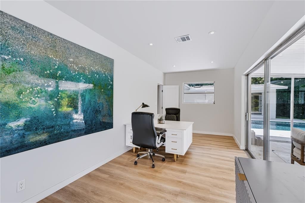 Activo con contrato: $749,000 (3 camas, 3 baños, 3554 Pies cuadrados)