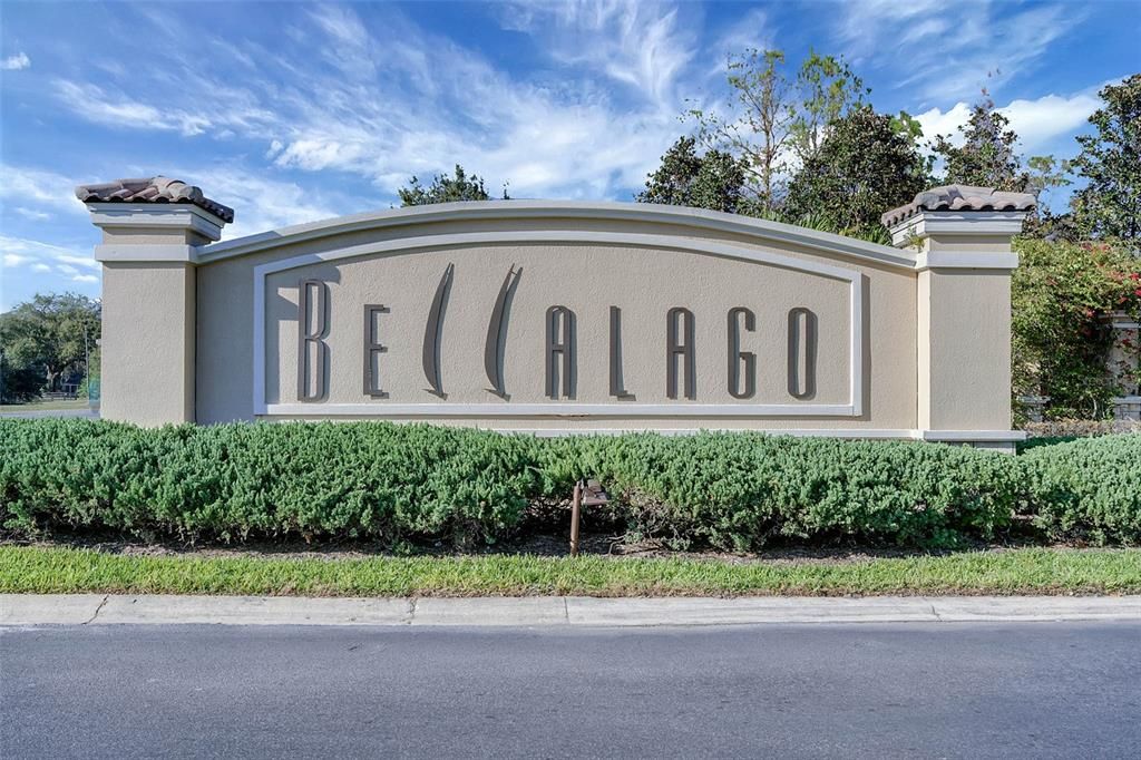 For Sale: $975,000 (5 beds, 4 baths, 4566 Square Feet)