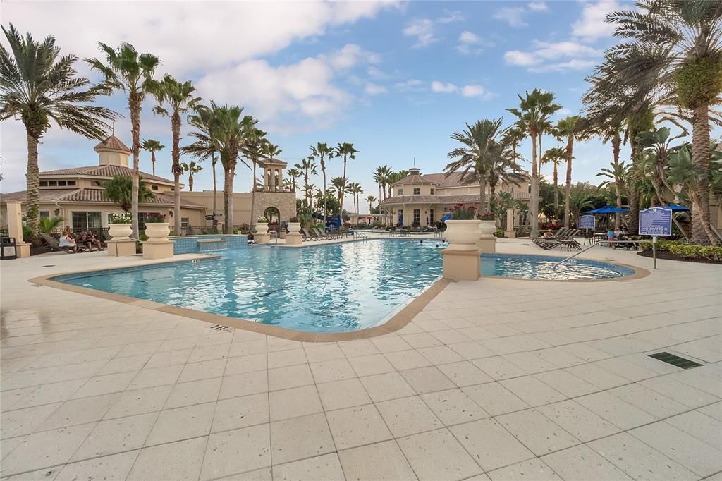 For Sale: $975,000 (5 beds, 4 baths, 4566 Square Feet)
