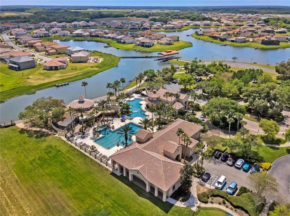 For Sale: $975,000 (5 beds, 4 baths, 4566 Square Feet)
