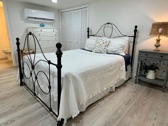 For Rent: $2,250 (2 beds, 2 baths, 900 Square Feet)