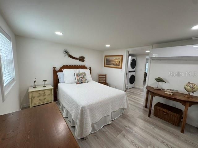 For Rent: $2,250 (2 beds, 2 baths, 900 Square Feet)