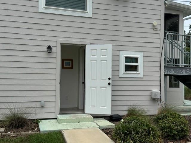 For Rent: $2,250 (2 beds, 2 baths, 900 Square Feet)