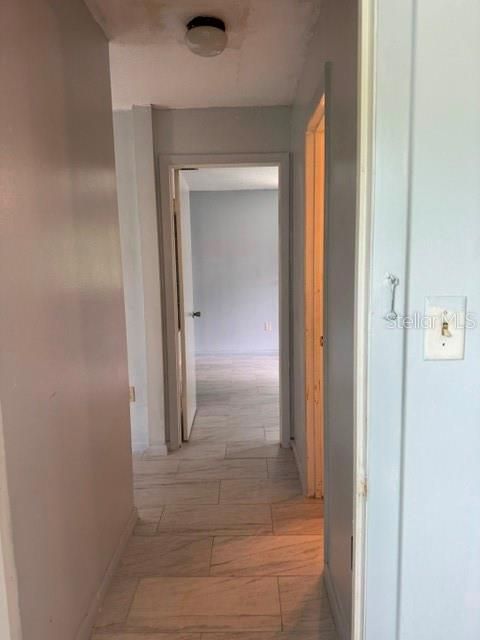For Sale: $179,900 (2 beds, 1 baths, 900 Square Feet)