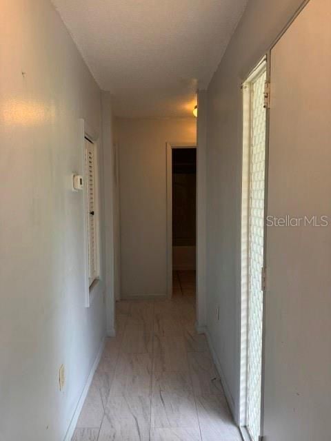 For Sale: $179,900 (2 beds, 1 baths, 900 Square Feet)