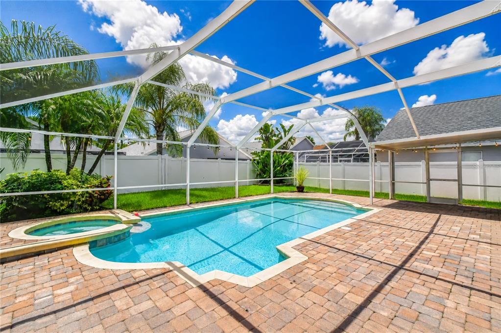 Activo con contrato: $585,000 (3 camas, 2 baños, 1530 Pies cuadrados)