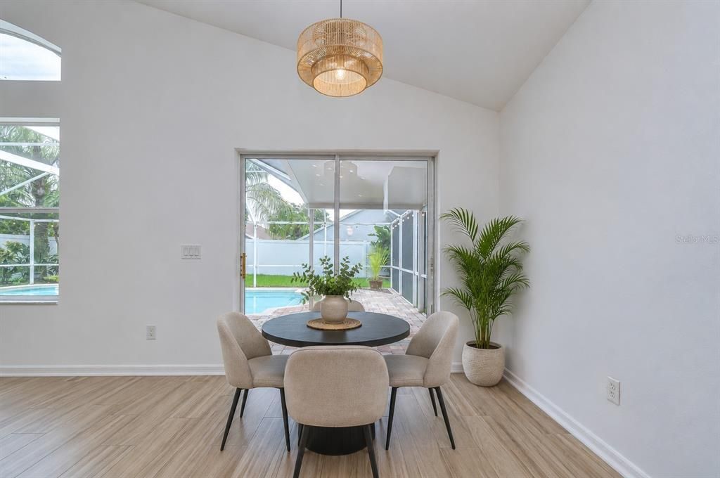 Activo con contrato: $585,000 (3 camas, 2 baños, 1530 Pies cuadrados)