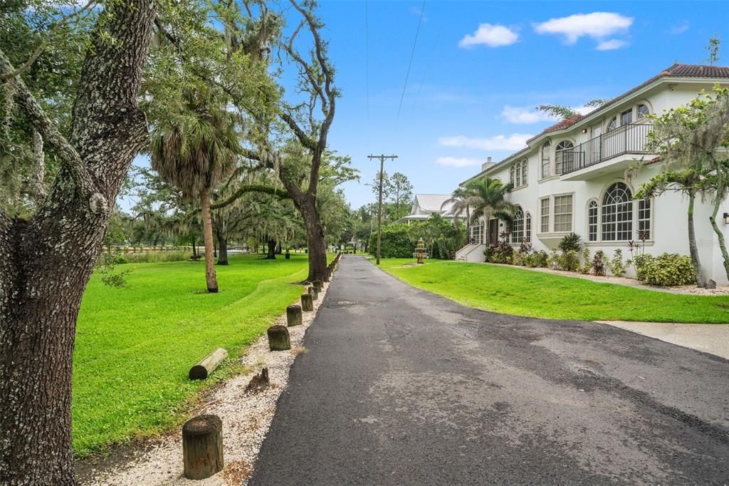 Activo con contrato: $225,000 (2 camas, 1 baños, 792 Pies cuadrados)