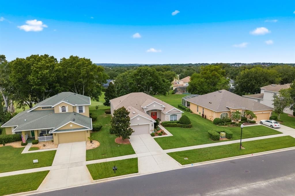 Active With Contract: $465,000 (3 beds, 3 baths, 2262 Square Feet)