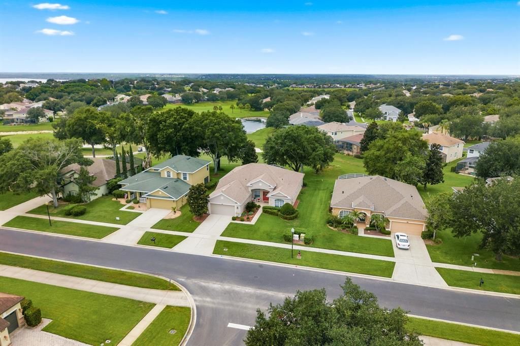Active With Contract: $465,000 (3 beds, 3 baths, 2262 Square Feet)