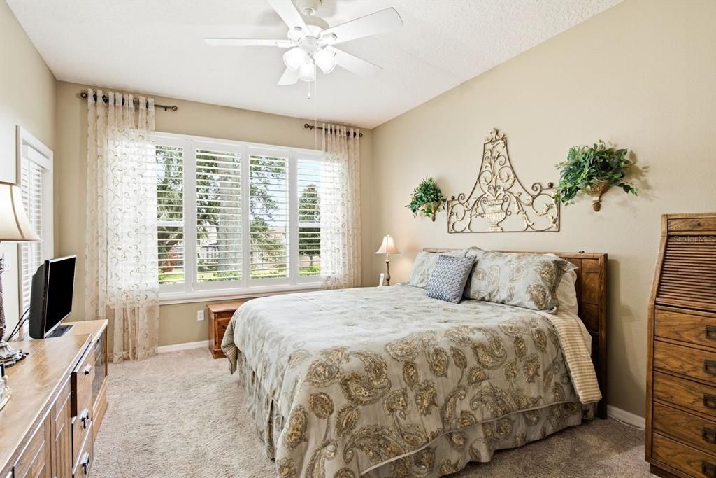 Active With Contract: $465,000 (3 beds, 3 baths, 2262 Square Feet)