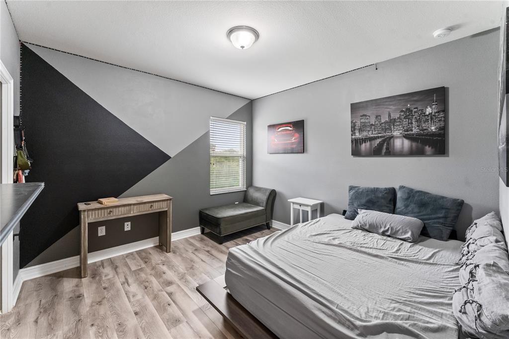 На продажу: $499,999 (4 спален, 3 ванн, 2571 Квадратных фут)
