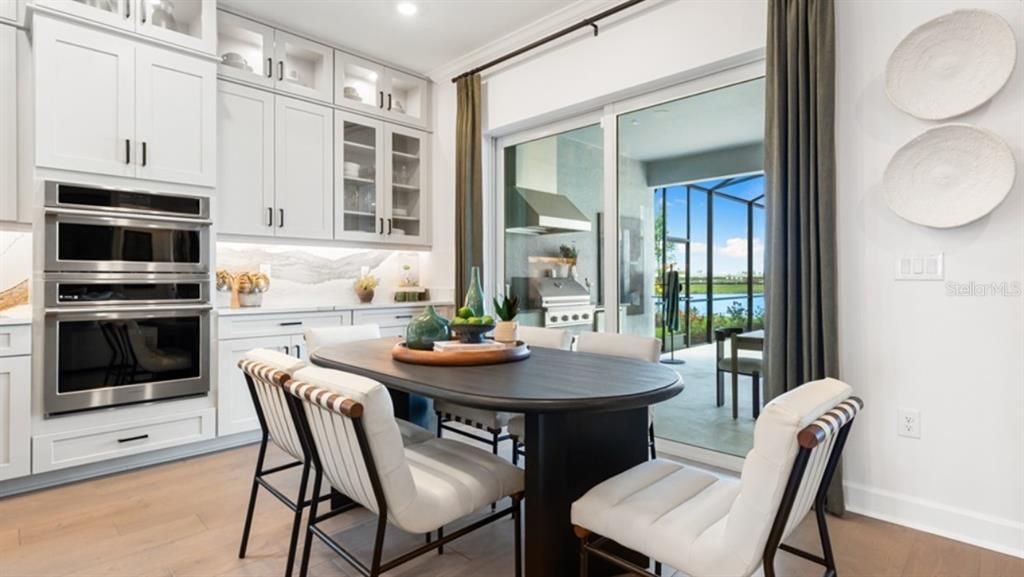 For Sale: $879,317 (3 beds, 3 baths, 2833 Square Feet)
